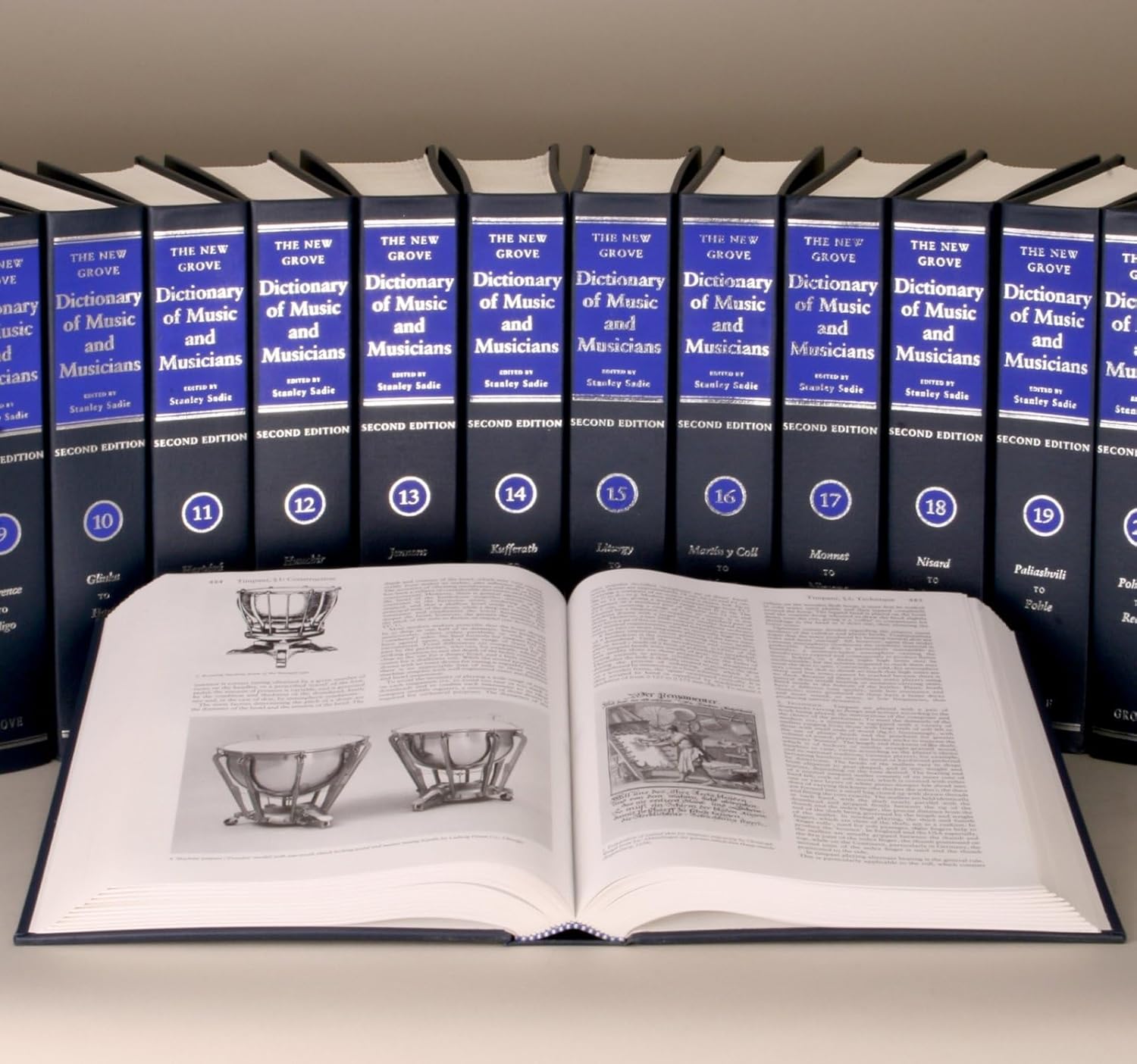 The New Grove Dictionary of Mu...sicians: 29 volumes with index - down 10.00% (£73.83) to £664.43 from £738.26