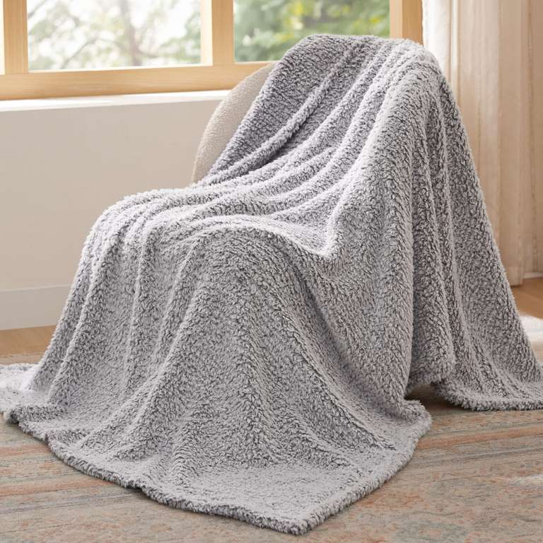 Bedsure Fleece Sherpa Throw Blanket 130x150cm - Sold by Bedsure EU / FBA