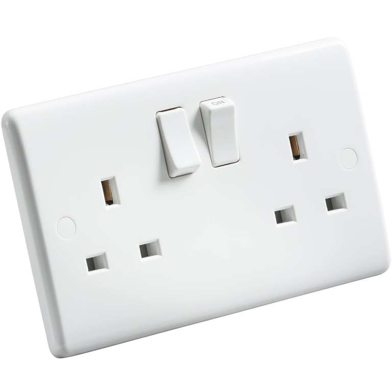 Knightsbridge CU9000S Curved Edge 13 A 2 Gang SP Switched Socket, 230 V, White